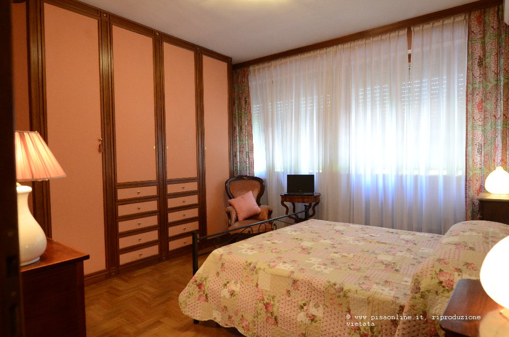 camera rosa Bed and Breakfast PISA RELAIS